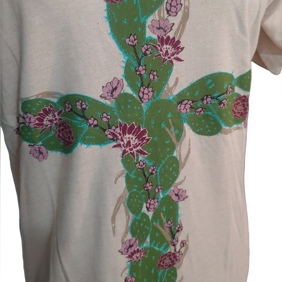 CRAZY TRAIN Cactus Cross Speckled Tan Women's Vneck Graphic Tee Size Small - Picture 3 of 6